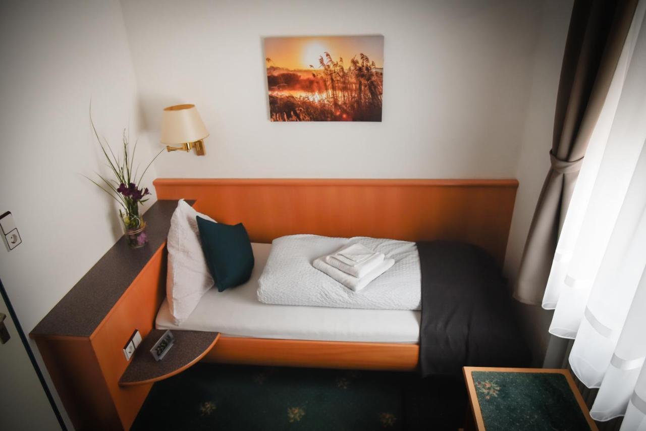 Pension Brenz Hotell Sontheim an der Brenz Eksteriør bilde